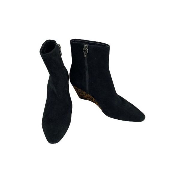 Donald Pliner Black Wedge Ankle Boots. Sz 6.5M - Picture 2 of 5